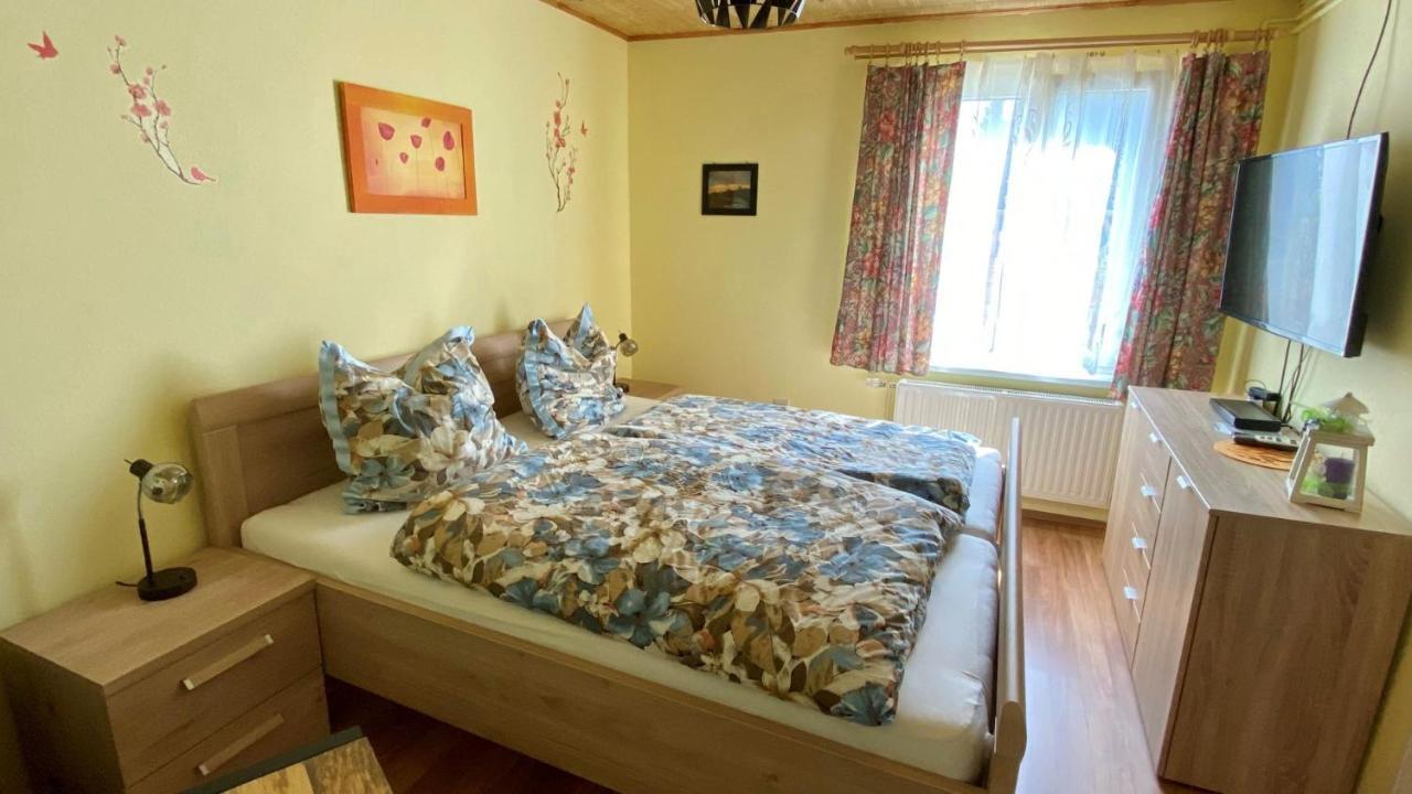 Bianca,S Ferienwohnung Bad Mitterndorf Kültér fotó